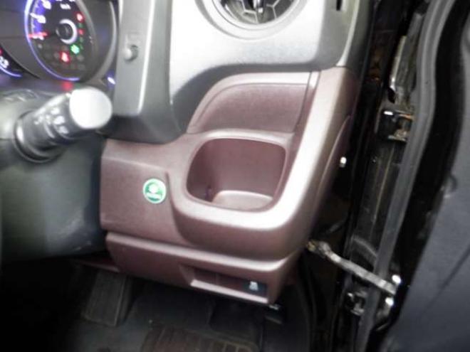 N-WGNカスタムG 4WD　TV・B/T・Bカメラ・HID・ETC・Aストップ　スマートキー・プッシュスタート・フォグランプ・ベンチシート・アイドリングストップ・社外エンスタ 660