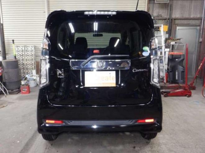 N-WGNカスタムG 4WD　TV・B/T・Bカメラ・HID・ETC・Aストップ　スマートキー・プッシュスタート・フォグランプ・ベンチシート・アイドリングストップ・社外エンスタ 660