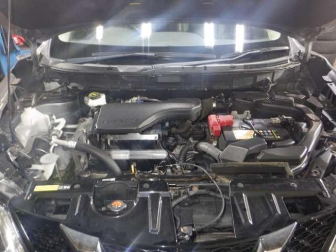 エクストレイル2.0 20X エマージェンシーブレーキパッケージ 2列車 4WD　ナビ・TV・Bluetooth・Bカメラ・LEDヘッド・プッシュスタート・LEDヘッドライト・エマブレ・クリアランスソナー・前席シートヒーター・レーンキープ 2000