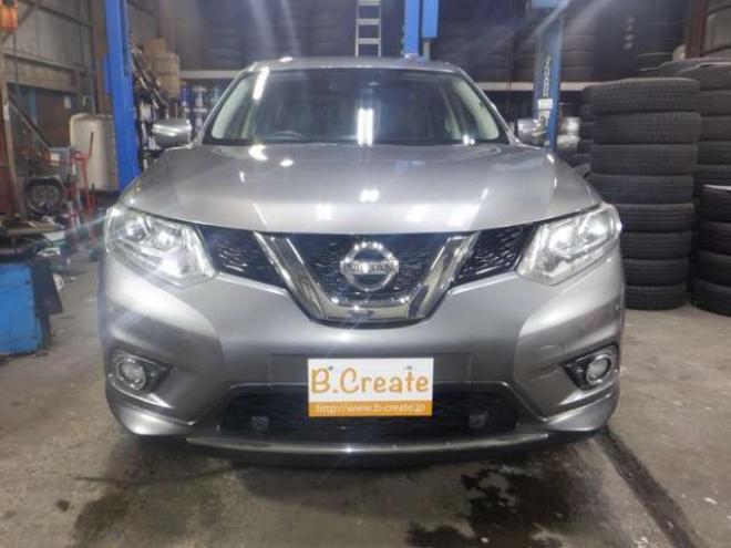 エクストレイル2.0 20X エマージェンシーブレーキパッケージ 2列車 4WD　ナビ・TV・Bluetooth・Bカメラ・LEDヘッド・プッシュスタート・LEDヘッドライト・エマブレ・クリアランスソナー・前席シートヒーター・レーンキープ 2000