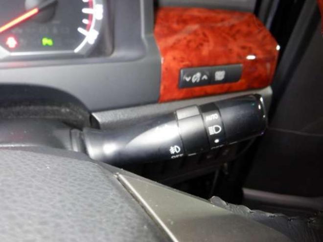 ヴェルファイア2.4 Z プラチナセレクション 4WD　ナビ・TV・Bカメラ・両側電動・電動Rゲート・スマートキー・プッシュスタート・HID・クリアランスソナ・リアモニター・オットマン・クルコン 2400