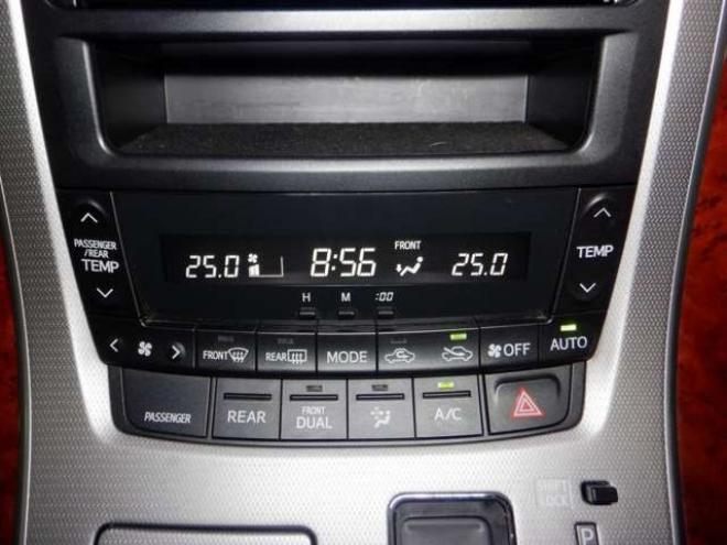 ヴェルファイア2.4 Z プラチナセレクション 4WD　ナビ・TV・Bカメラ・両側電動・電動Rゲート・スマートキー・プッシュスタート・HID・クリアランスソナ・リアモニター・オットマン・クルコン 2400