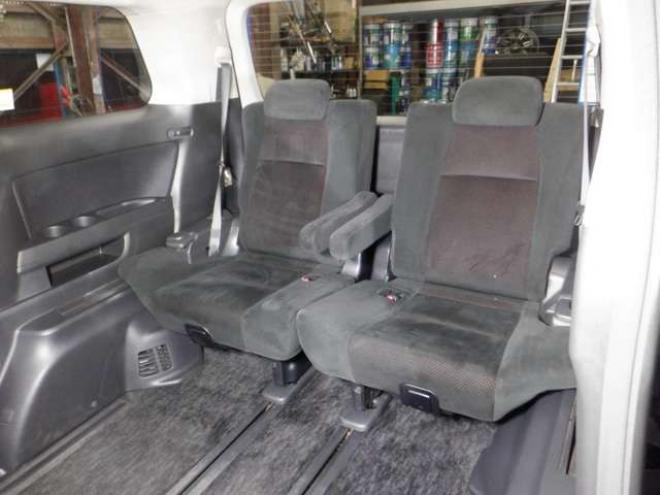 ヴェルファイア2.4 Z プラチナセレクション 4WD　ナビ・TV・Bカメラ・両側電動・電動Rゲート・スマートキー・プッシュスタート・HID・クリアランスソナ・リアモニター・オットマン・クルコン 2400