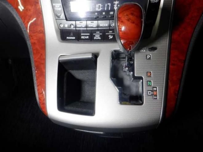 ヴェルファイア2.4 Z プラチナセレクションII 4WD　ナビ・TV・Bカメラ・両側パワスラ・ETC・本州仕入・B/T・フリップダウンモニター・パワーバックドア・HID・フォグランプ・スマートキー 2400