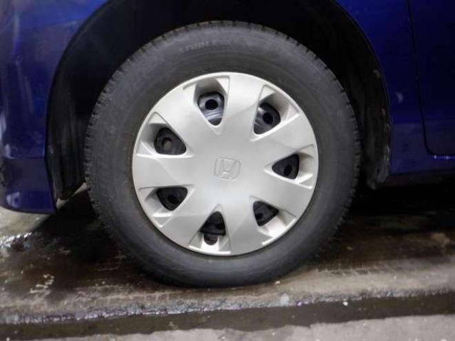 フリード1.5 G ジャストセレクション 4WD　Bluetoothオーディオ・ETC・両側パワスラ・ワイパーデアイサー・HID・スマートキー・ドアバイザー・ナビ・B/T・TV・バックカメラ 1500