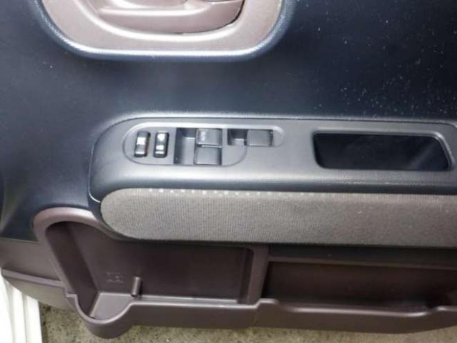 ポルテ1.5 F 4WD　ナビ・TV・B/T・Bカメラ・パワスラ・ETC・ワイパーデアイサー・ライトレベライザー・社外エンスタ・フォグランプ・社外15インチAW 1500