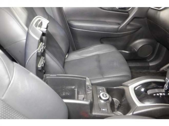 エクストレイル2.0 20X エクストリーマーX エマージェンシーブレーキ パッケージ 2列車 4WD　ナビ・B/T・SR・TV・全方位カメラ・ETC・本州仕入・修復歴無・USB・パワーバックドア・ブラインドスポット・サンルーフ・LEDヘッドライト 2000