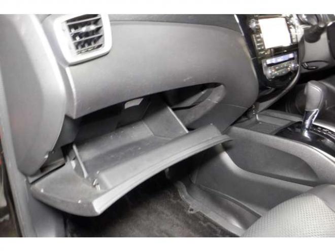 エクストレイル2.0 20X エクストリーマーX エマージェンシーブレーキ パッケージ 2列車 4WD　ナビ・B/T・SR・TV・全方位カメラ・ETC・本州仕入・修復歴無・USB・パワーバックドア・ブラインドスポット・サンルーフ・LEDヘッドライト 2000