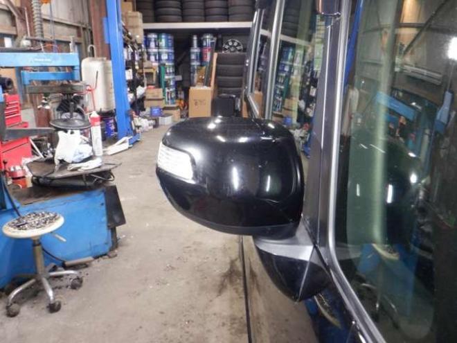 N-BOXカスタムG ターボSSパッケージ 4WD　ナビ・TV・Bluetooth・Bカメラ・両側電動・車検新規2年・ターボ・リアモニター・前席シートヒーター・CTBA・Aストップ・HID・オートライト 660