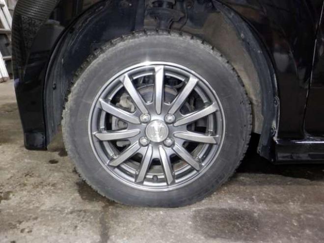 N-BOXカスタムG ターボSSパッケージ 4WD　ナビ・TV・Bluetooth・Bカメラ・両側電動・車検新規2年・ターボ・リアモニター・前席シートヒーター・CTBA・Aストップ・HID・オートライト 660