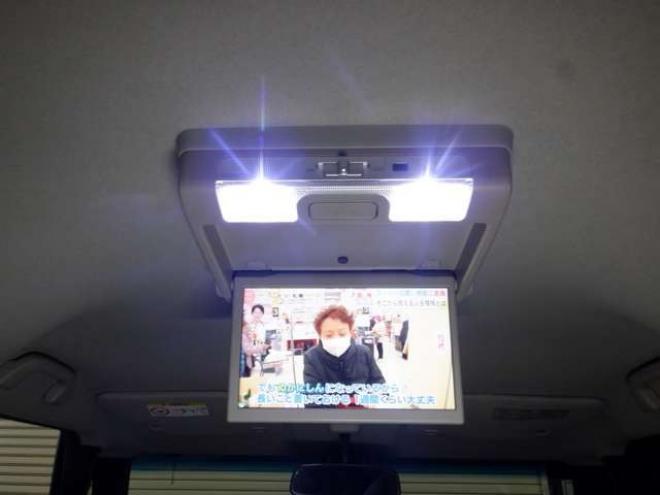 N-BOXカスタムG ターボSSパッケージ 4WD　ナビ・TV・Bluetooth・Bカメラ・両側電動・車検新規2年・ターボ・リアモニター・前席シートヒーター・CTBA・Aストップ・HID・オートライト 660