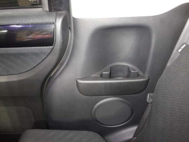 N-BOXカスタムG ターボSSパッケージ 4WD　ナビ・TV・Bluetooth・Bカメラ・両側電動・車検新規2年・ターボ・リアモニター・前席シートヒーター・CTBA・Aストップ・HID・オートライト 660