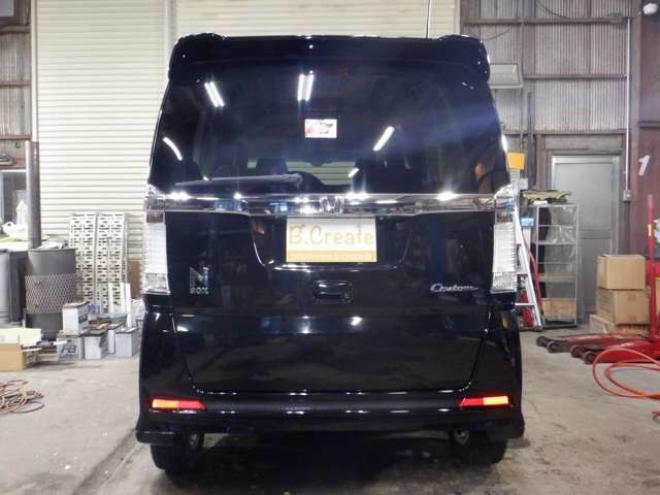 N-BOXカスタムG ターボSSパッケージ 4WD　ナビ・TV・Bluetooth・Bカメラ・両側電動・車検新規2年・ターボ・リアモニター・前席シートヒーター・CTBA・Aストップ・HID・オートライト 660