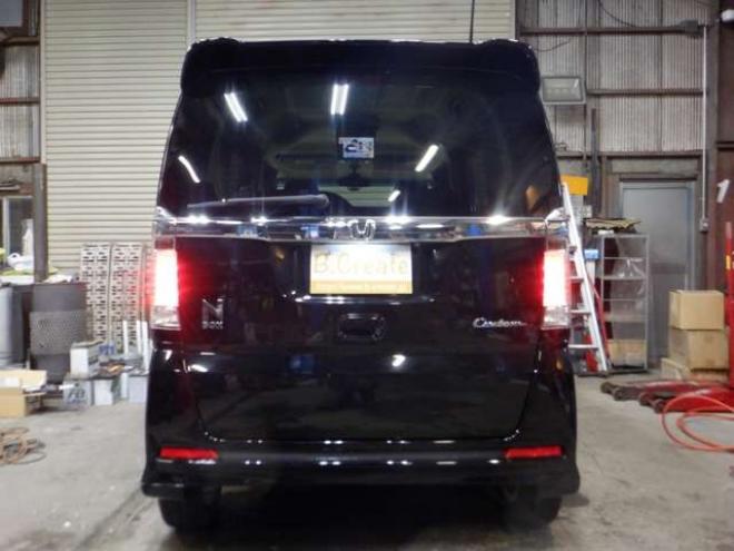 N-BOXカスタムG ターボSSパッケージ 4WD　ナビ・TV・Bluetooth・Bカメラ・両側電動・車検新規2年・ターボ・リアモニター・前席シートヒーター・CTBA・Aストップ・HID・オートライト 660