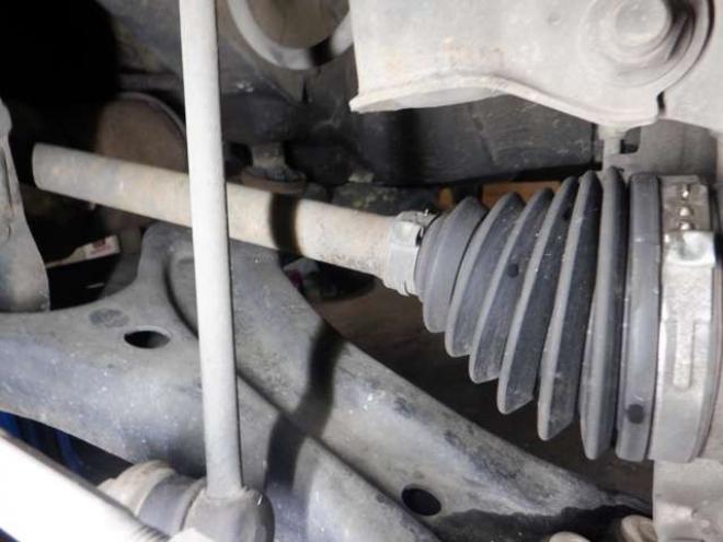 インプレッサスポーツ 2.0 i-L アイサイト 4WD　ブラックレザーセレクション　本州仕入れ　4WD　MOPナビ　B/T　TV　バックカメラ　ETC　クルコン　シートヒーター　レザーシート　衝突軽減　LEDヘッドライト　フォグランプ　ドアバイザー　スマートキー 2000