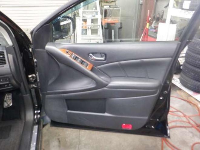 ムラーノ2.5 250XV FOUR 4WD　4WD　後期型　MOPナビ　フルセグTV　B/T　バックカメラ　サイドカメラ　ETC　クルコン　サンルーフ　革シート　シートヒーター　前席パワーシート　ルーフレール　HID　フォグランプ　プッシュスタート 2500