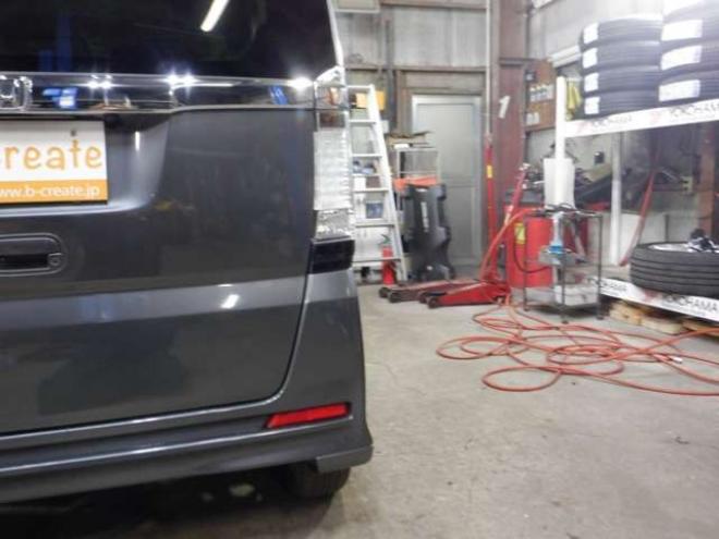 N-BOXカスタムG ターボパッケージ 4WD　ナビ・TV・B/T・両側パワスラ・ETC・HID・本州仕入・ターボ・4WD・クルコン・ステアリングスイッチ・フォグ・スマートキー・プッシュスタート 660