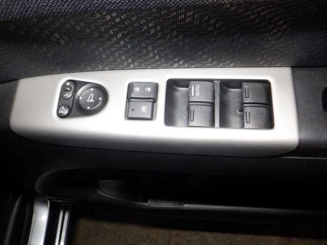 N-BOXカスタムG ターボパッケージ 4WD　ナビ・TV・B/T・両側パワスラ・ETC・HID・本州仕入・ターボ・4WD・クルコン・ステアリングスイッチ・フォグ・スマートキー・プッシュスタート 660