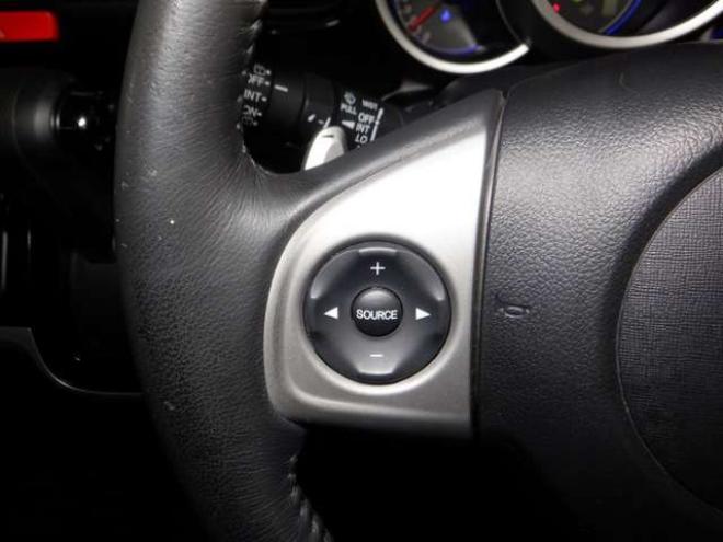 N-BOXカスタムG ターボパッケージ 4WD　ナビ・TV・B/T・両側パワスラ・ETC・HID・本州仕入・ターボ・4WD・クルコン・ステアリングスイッチ・フォグ・スマートキー・プッシュスタート 660