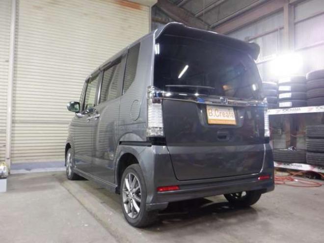 N-BOXカスタムG ターボパッケージ 4WD　ナビ・TV・B/T・両側パワスラ・ETC・HID・本州仕入・ターボ・4WD・クルコン・ステアリングスイッチ・フォグ・スマートキー・プッシュスタート 660