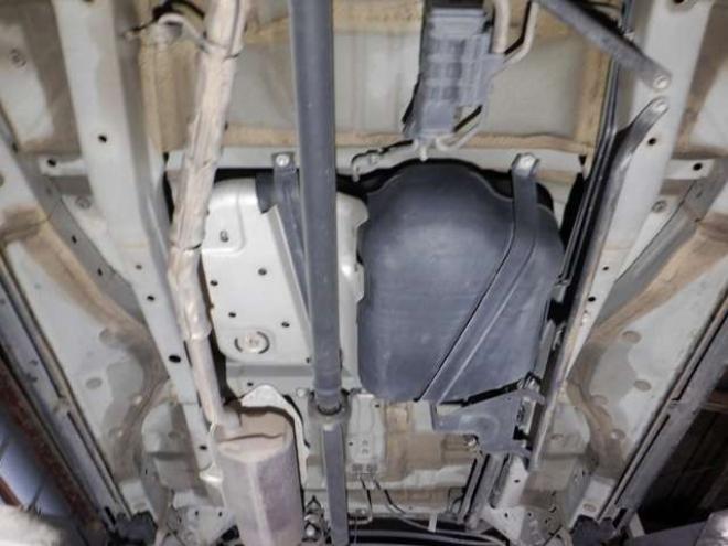 N-BOXカスタムG ターボパッケージ 4WD　ナビ・TV・B/T・両側パワスラ・ETC・HID・本州仕入・ターボ・4WD・クルコン・ステアリングスイッチ・フォグ・スマートキー・プッシュスタート 660