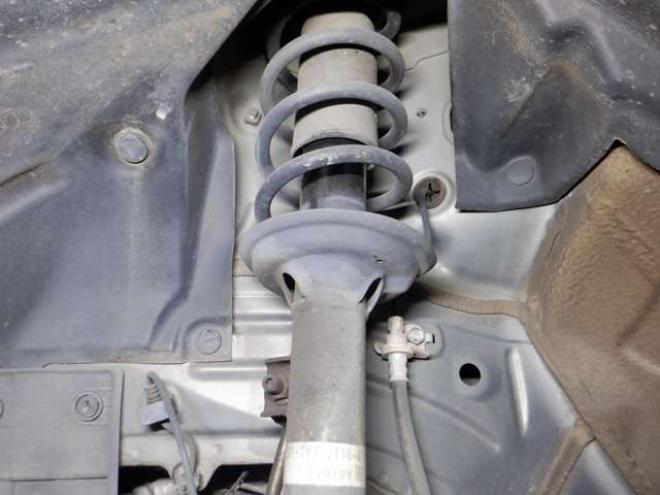 N-BOXカスタムG ターボパッケージ 4WD　ナビ・TV・B/T・両側パワスラ・ETC・HID・本州仕入・ターボ・4WD・クルコン・ステアリングスイッチ・フォグ・スマートキー・プッシュスタート 660