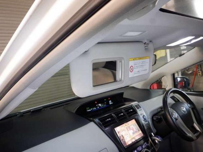 プリウスα1.8 G ツーリングセレクション スカイライトパッケージ　本州仕入・ナビ・TV・B/T・フロントカメラ・バックカメラ・LEDヘッドライト・スカイライトルーフ・スマートキー・プッシュスタート・クルコン・ETC・フォグランプ・ 2WD 1800