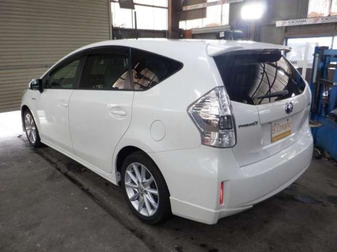 プリウスα1.8 G ツーリングセレクション スカイライトパッケージ　本州仕入・ナビ・TV・B/T・フロントカメラ・バックカメラ・LEDヘッドライト・スカイライトルーフ・スマートキー・プッシュスタート・クルコン・ETC・フォグランプ・ 2WD 1800