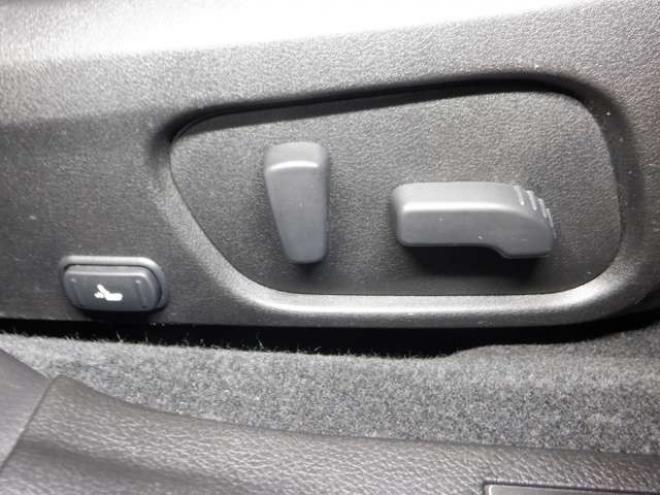 レヴォーグ1.6 GT-S アイサイト 4WD　ナビ・B/T・TV・Bカメラ・ETC・クルコン　本州仕入　USB接続　バックカメラ　サイドカメラ　パワーシート　BSM　LEDヘッドライト　フォグ 1600