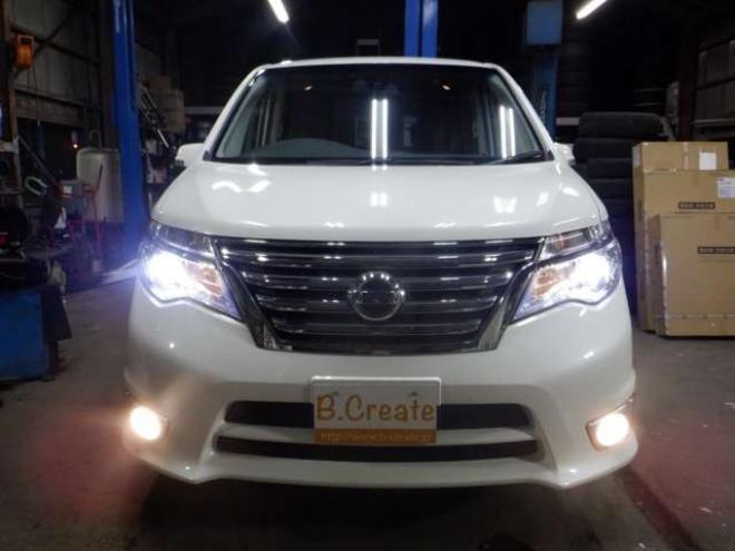 セレナ2.0 ハイウェイスター 4WD　本州仕入・ナビ・TV・Bカメラ・パワスラ・車検新規2年・リア修復済・後期型・エマブレ・リアモニター・ETC・クルコン・アイドリングストップ 2000