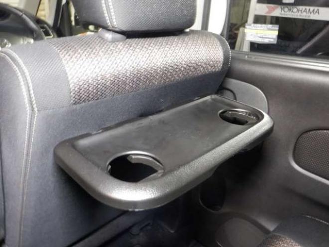 セレナ2.0 ハイウェイスター 4WD　本州仕入・ナビ・TV・Bカメラ・パワスラ・車検新規2年・リア修復済・後期型・エマブレ・リアモニター・ETC・クルコン・アイドリングストップ 2000