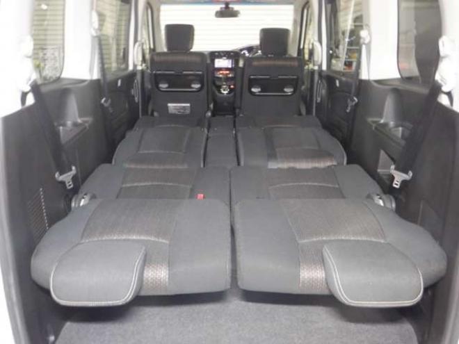 セレナ2.0 ハイウェイスター 4WD　本州仕入・ナビ・TV・Bカメラ・パワスラ・車検新規2年・リア修復済・後期型・エマブレ・リアモニター・ETC・クルコン・アイドリングストップ 2000