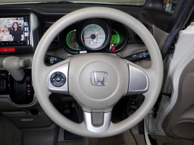 N-BOXG Lパッケージ 4WD　本州仕入・ナビ・TV・Bカメラ・両側電動 660