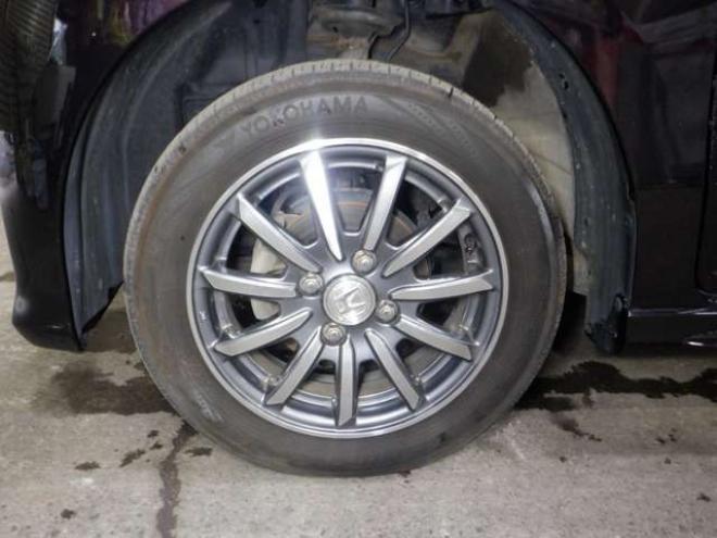 N-WGNカスタムG 4WD　ナビ　TV　B/T　アイドリングストップ　スマートキー　プッシュスタート　HID　ETC　DVD再生　ベンチシート　フォグランプ　ドアバイザー　純正AW　オートライト 660