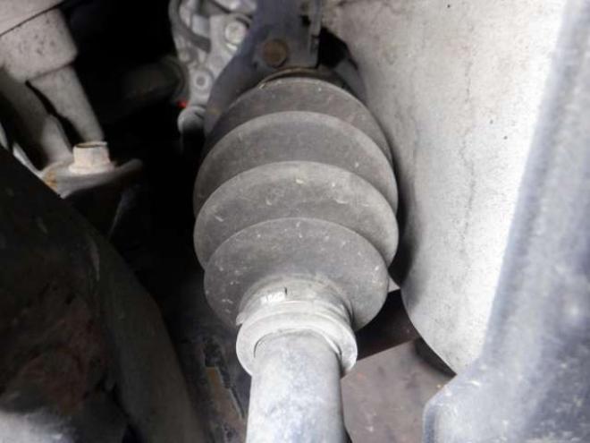 N-WGNカスタムG 4WD　ナビ　TV　B/T　アイドリングストップ　スマートキー　プッシュスタート　HID　ETC　DVD再生　ベンチシート　フォグランプ　ドアバイザー　純正AW　オートライト 660