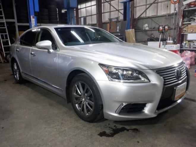 レクサスLSハイブリッド 600h バージョンC Iパッケージ 4WD　本州仕入　4WD　ナビ　TV　B/T　USB バックカメラ　ETC　クルコン　パワーシート　エアシート　シートヒーター&クーラー　黒革シート　パワーバックドア　全ドアイージークローザー　LEDヘッドライト　フォグ 5000