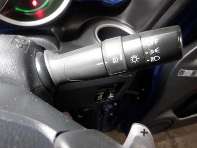 N-BOXG ターボLパッケージ 2トーンカラースタイル 4WD　ナビ・TV・Bカメラ・両側パワスラ・ETC 660