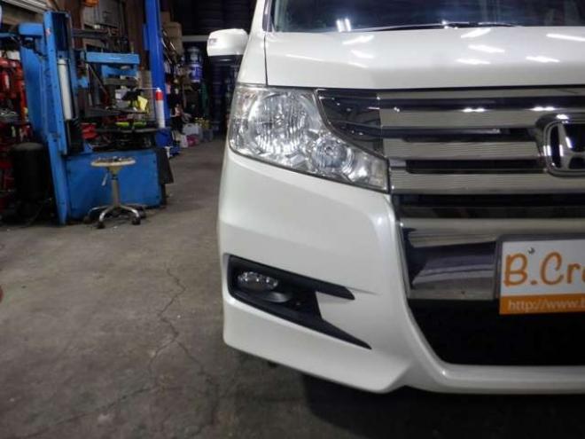 ステップワゴン2.0 スパーダ Z 4WD　ナビ・TV・Bカメラ・両側電動・スマートキー・HID・ETC・リアヒーター・パドルシフト・VSA・フルフラットシート・フォグランプ・純正AW・ステアリングスイッチ 2000