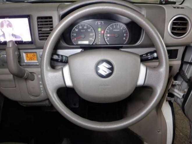 エブリィワゴン PZターボ ディスチャージヘッドランプ装着車 4WD　本州仕入・ナビ・TV・Bカメラ・パワスラ・シートヒーター・キーレス・HID・ETC・社外エンスタ・フォグランプ・オートエアコン・リアヒーター・電動格納・ドアバイザーDVD再生 660