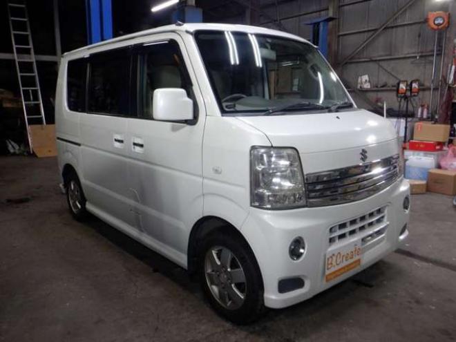 エブリィワゴン PZターボ ディスチャージヘッドランプ装着車 4WD　本州仕入・ナビ・TV・Bカメラ・パワスラ・シートヒーター・キーレス・HID・ETC・社外エンスタ・フォグランプ・オートエアコン・リアヒーター・電動格納・ドアバイザーDVD再生 660