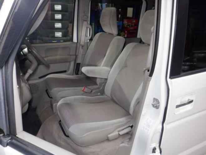 エブリィワゴン PZターボ ディスチャージヘッドランプ装着車 4WD　本州仕入・ナビ・TV・Bカメラ・パワスラ・シートヒーター・キーレス・HID・ETC・社外エンスタ・フォグランプ・オートエアコン・リアヒーター・電動格納・ドアバイザーDVD再生 660