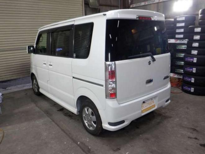 エブリィワゴン PZターボ ディスチャージヘッドランプ装着車 4WD　本州仕入・ナビ・TV・Bカメラ・パワスラ・シートヒーター・キーレス・HID・ETC・社外エンスタ・フォグランプ・オートエアコン・リアヒーター・電動格納・ドアバイザーDVD再生 660