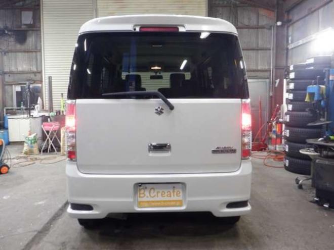 エブリィワゴン PZターボ ディスチャージヘッドランプ装着車 4WD　本州仕入・ナビ・TV・Bカメラ・パワスラ・シートヒーター・キーレス・HID・ETC・社外エンスタ・フォグランプ・オートエアコン・リアヒーター・電動格納・ドアバイザーDVD再生 660