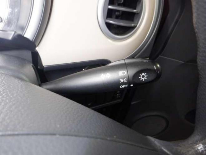 ラパンX 4WD　ナビ・TV・バックカメラ・USB・スマートキー・プッシュスタート・シートヒーター・ETC・ライトレベライザー・ドアバイザー・電動格納ドアミラー 660