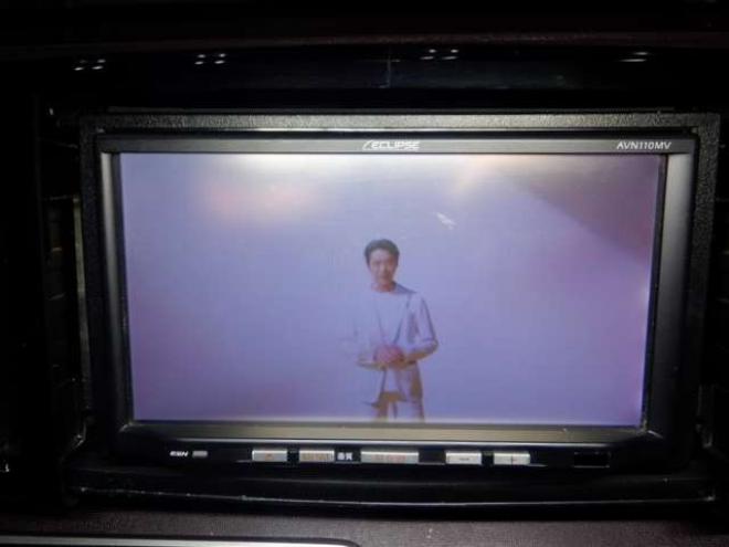 N-ONEプレミアム ツアラー 4WD　本州仕入・ナビ・TV・Bカメラ・スマートキー・プッシュスタート・HID・ターボ・フォグランプ・オートライト・オートエアコン・ベンチシート 660