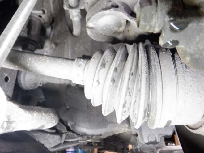 N-ONEプレミアム ツアラー 4WD　本州仕入・ナビ・TV・Bカメラ・スマートキー・プッシュスタート・HID・ターボ・フォグランプ・オートライト・オートエアコン・ベンチシート 660