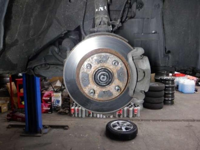 N-ONEプレミアム ツアラー 4WD　本州仕入・ナビ・TV・Bカメラ・スマートキー・プッシュスタート・HID・ターボ・フォグランプ・オートライト・オートエアコン・ベンチシート 660