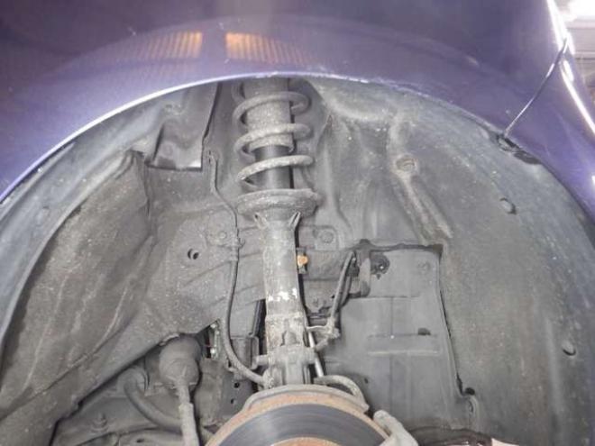 N-ONEプレミアム ツアラー 4WD　本州仕入・ナビ・TV・Bカメラ・スマートキー・プッシュスタート・HID・ターボ・フォグランプ・オートライト・オートエアコン・ベンチシート 660