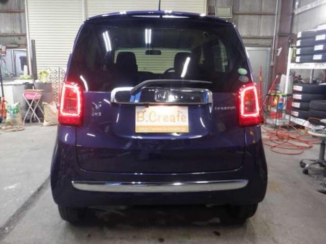 N-ONEプレミアム ツアラー 4WD　本州仕入・ナビ・TV・Bカメラ・スマートキー・プッシュスタート・HID・ターボ・フォグランプ・オートライト・オートエアコン・ベンチシート 660