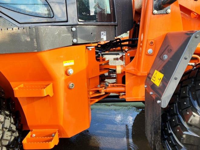 ホイールローダ日立　中古　ZW80S-5B　汎用マルチ付　建機